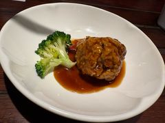 蛋黄狮子头-前海沿·青岛菜(五四广场永旺店)