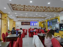 大堂-撒拉人家.酸菜牦牛肉火锅