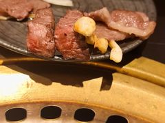 -山川小町·极番烧肉(新地假日广场店)