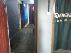 -VR 间客漫·PS电玩·虚拟现实包间游戏电竞(街道口店)