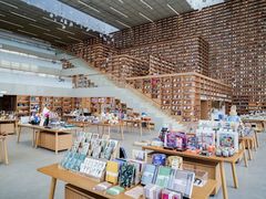 -朵云书院(滴水湖店)