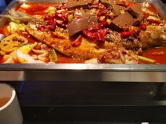 -鸣记脆皮烤鱼·海鲜烤鱼(三八广场店)
