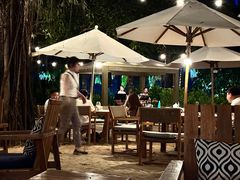-三亚艾迪逊酒店·海滩烧烤 BARBACOA·现场乐队·浪漫晚餐·烧烤海鲜