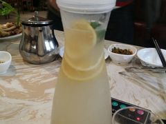 青柠薏米水-粤潮牛肉火锅店(江南大道店)