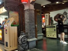 -张氏宽窄巷成都名小吃(茂业百货华强北店)