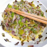 春天的味道~ 香椿闻着好清新好香呀 但是我才知道貌似