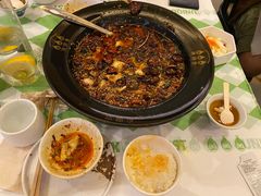 -渔语鱼新川菜Bistro(万象天地店)