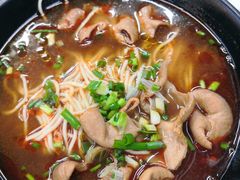 招牌肥肠面-丽影重庆小面(定西路店)