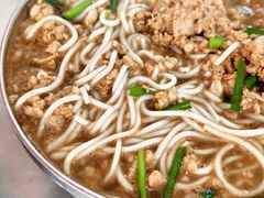 -正宗杨记普洱酸醋米线(总店)