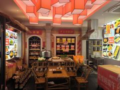 -阿瓦山寨·湘菜现炒·剁椒鱼头王(咸阳总店)