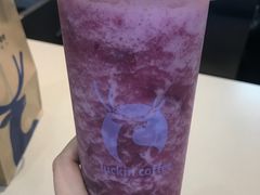 -瑞幸咖啡(凯德埃德蒙顿路店)