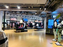 -NIKE品牌体验店(北京蓝色港湾店)