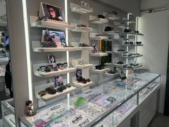 -潘多拉眼镜·蔡司依视路明月(潘家园店)