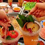 烟台这家冰店吃不够‼️一整颗番茄茶尊好喝