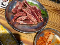 牛肋条肉-青瓦炭韩潮烤肉(花园道店)