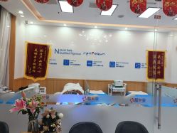 -靓芙泉祛痘.科技美肤连锁