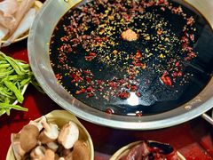 -储奇门鳝鱼火锅(总店)