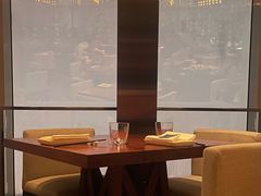 靠窗位-上海柏悦酒店·世纪100牛排馆