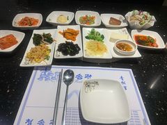 餐前凉菜-青松馆韩国料理(香港中路佳世客店)