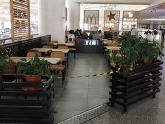 -麦当劳(上海虹桥站30B检票口楼上)