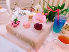 -MEET缘燕窝甜品&Tang's cake(华润万象城店)