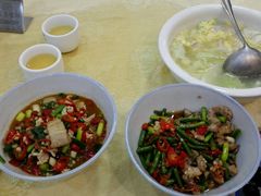-红色湘菜馆(春风店)