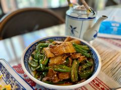 小炒肉-水岸居湖景农家乐·阳澄湖大闸蟹
