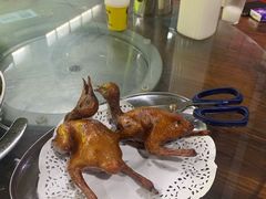 红烧乳鸽-石岐乳鸽村(南海第三分店)