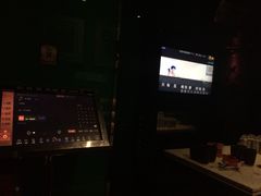 -百威KTV(恒福路店)