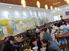 -裕新楼粉面馆·石磨手工粉(四方坪店)