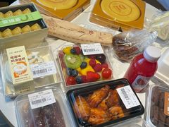 -胖东来生活广场(健康路店)