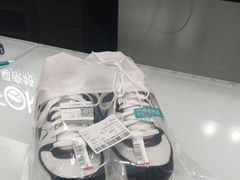 -福奈特洗衣洗鞋(宝山一二八纪念路店)