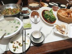 -梅利汴京烤鸭•开封豫菜地标店(东司门店)