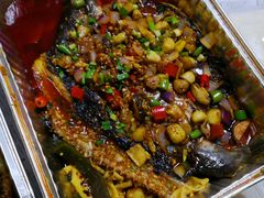 -鸣记脆皮烤鱼·海鲜烤鱼(三八广场店)