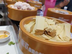 -龍歌自助小火锅(市北CBD万达店)