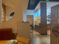 -蜜桃餐厅·伴山(绿宝广场店)