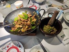 -费大厨辣椒炒肉(高铁吾悦广场店)