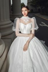 -派丽莫Pellimo原创设计婚纱品牌