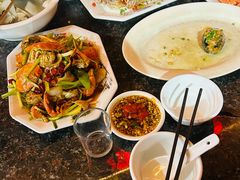 -岛中岛·海鲜大排档·万宁老字号(东澳店)
