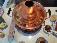 -一只羊·铜锅涮羊肉烧烤