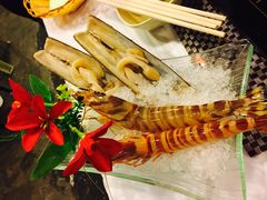 -鲜入围煮花胶鸡海鲜火锅