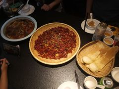 -万重锦·人文川菜馆(骡马市店)