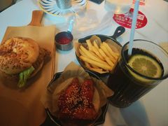 -必胜客(蚌埠东海万达店)