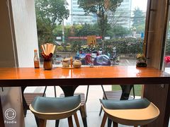靠窗位-十面春风·江南面馆(崇宁路店)