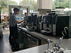 -瑞幸咖啡(艺树家工场店)