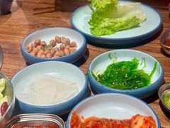 -明洞阿姨·韩式酱蟹烤肉·创意料理(三元桥店)