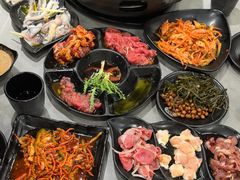 -啊美丽炭火烤肉(滑翔一店)