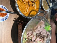 -肖四女乐山跷脚牛肉(世博源店)