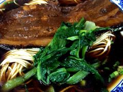 -小龙大肉面馆