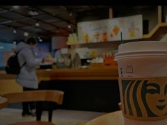 -星巴克(七宝领展广场1F店)